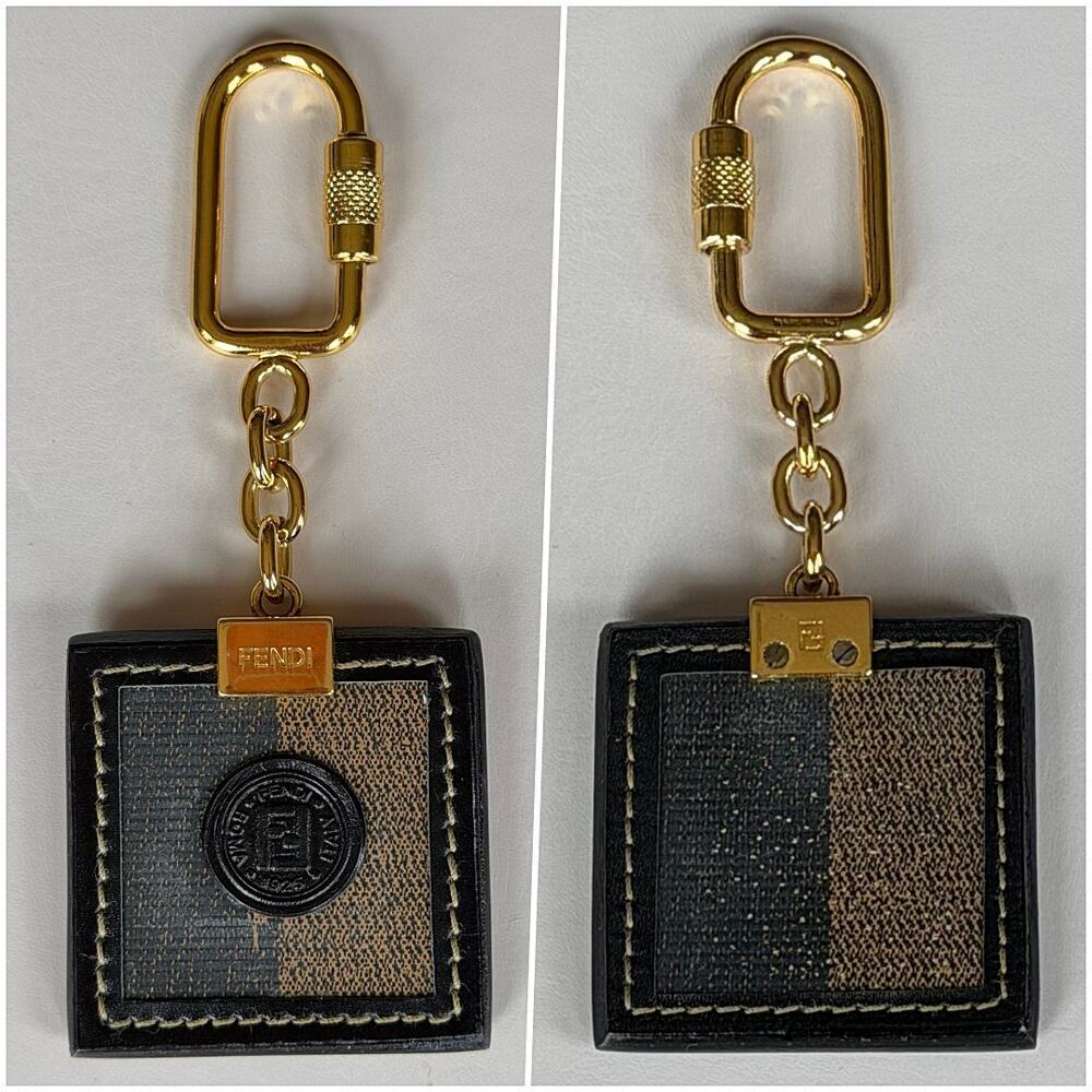 FENDI Mens Iconic Pequin Striped Leather Gold Tone Keychain MINT